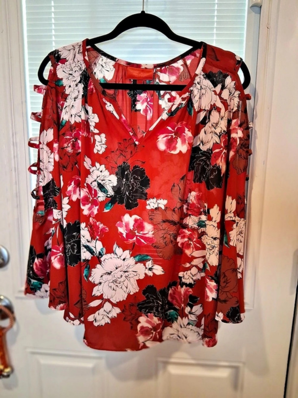 #171  Jennifer Lopez Floral Blouse in Red & Pink Size XXL Like New